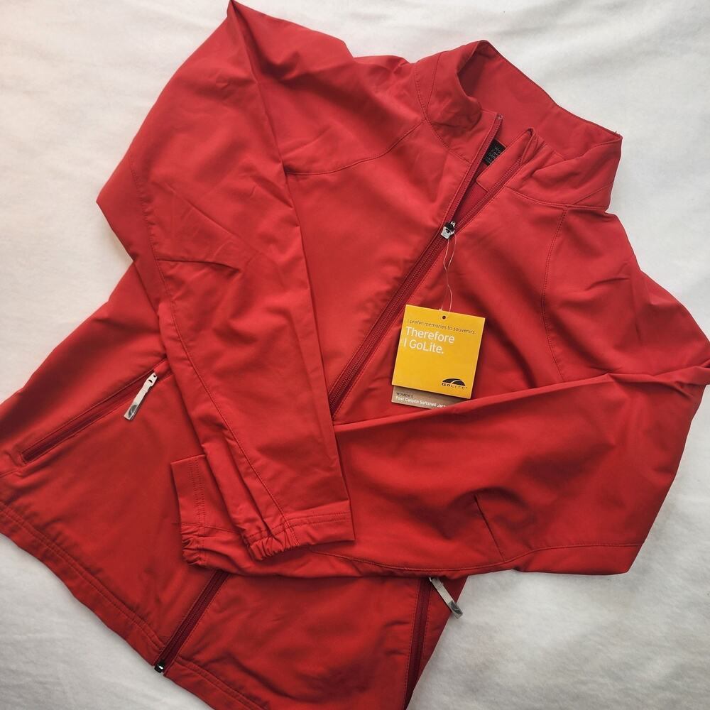 GoLite Post Canyon Solid Red Fitted Soft Shell Lightweight Jacket Women Med NWT